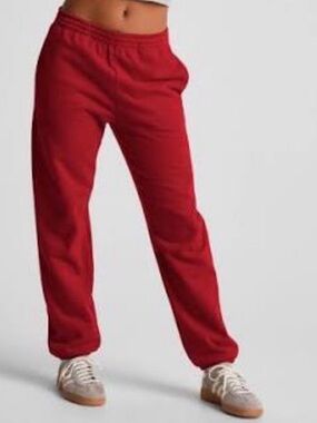 Beyond Yoga LuxeFleece Sweat Pants Joggers Ruby Red